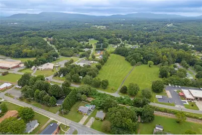 318 W Dalton Road, King, NC 27021 - Photo 35