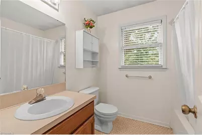 318 W Dalton Road, King, NC 27021 - Photo 23