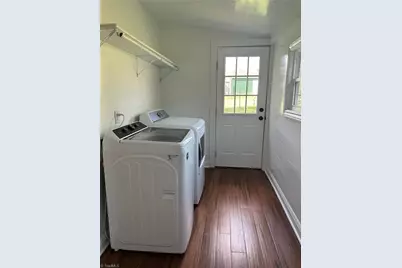 219 Highland Avenue, Elkin, NC 28621 - Photo 11