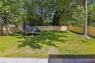 1602 Crystal Ln, Greensboro, NC 27403 - Photo 27