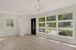 1602 Crystal Ln, Greensboro, NC 27403 - Photo 5