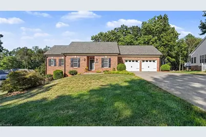 120 Cotswold Lane, King, NC 27021 - Photo 3