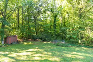 5720 Birchdale Dr, Winston-Salem, NC 27106 - Photo 25
