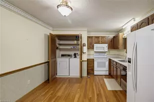 5720 Birchdale Dr, Winston-Salem, NC 27106 - Photo 9