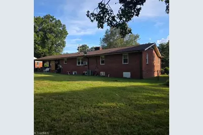 2091 Junction Road, Mocksville, NC 27028 - Photo 3