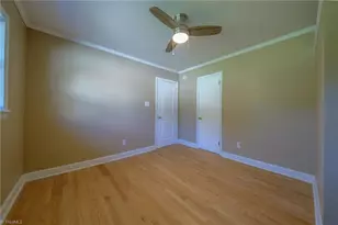 624 Gilbreath St, Graham, NC 27253 - Photo 27