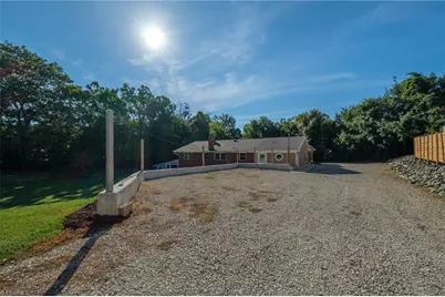 624 Gilbreath Street, Graham, NC 27253 - Photo 3