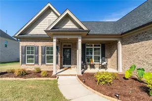 252 Rosewood Dr, Winston-Salem, NC 27127 - Photo 3