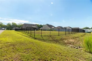 252 Rosewood Dr, Winston-Salem, NC 27127 - Photo 35