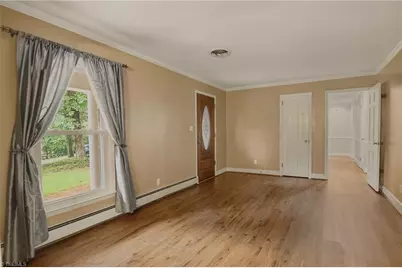 5806 Carriage Lane, Greensboro, NC 27410 - Photo 5