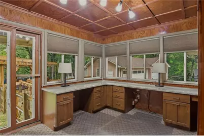 5806 Carriage Lane, Greensboro, NC 27410 - Photo 15