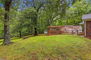 5806 Carriage Ln, Greensboro, NC 27410 - Photo 29