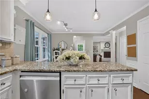 3421 Deep Green Dr, Greensboro, NC 27410 - Photo 15