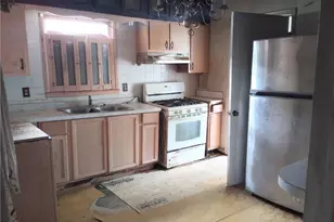 2202 Pear St, Greensboro, NC 27401 - Photo 3