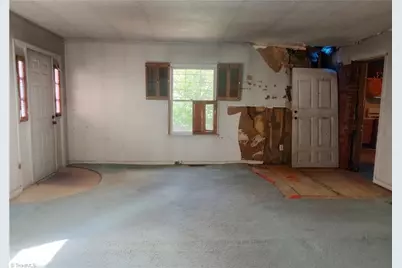 2202 Pear Street, Greensboro, NC 27401 - Photo 11