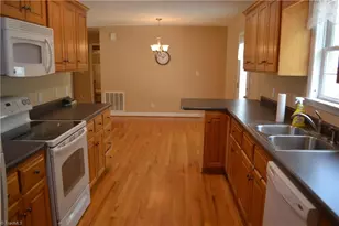 130 Lemons St, Stoneville, NC 27048 - Photo 15