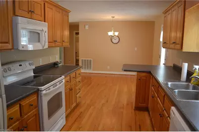 130 Lemons Street, Stoneville, NC 27048 - Photo 13