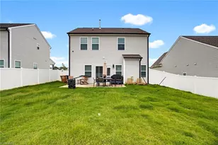 3151 Highlander Pt, Greensboro, NC 27405 - Photo 29