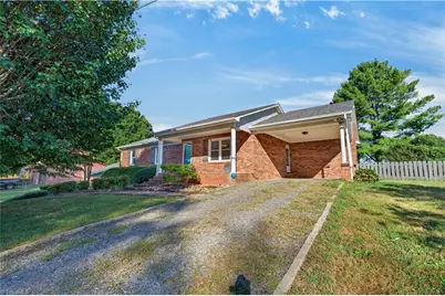 4472 Nc Highway 268, Pilot Mountain, NC 27041 - Photo 3
