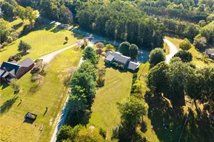4472 Nc Hwy 268, Pilot Mountain, NC 27041 - Photo 25