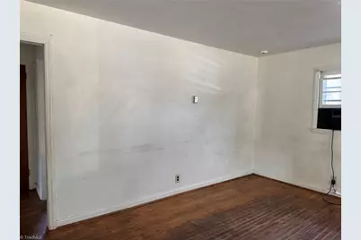 902 Watson Street, Reidsville, NC 27320 - Photo 5