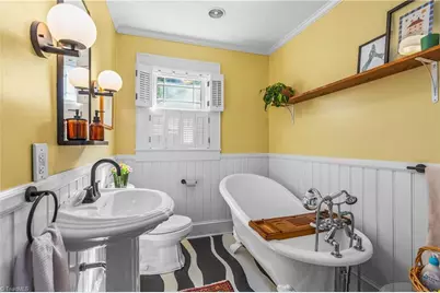 401 Fairview Drive, Lexington, NC 27292 - Photo 21