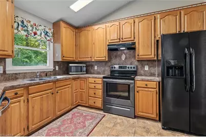 714 Old Barn Circle, Pilot Mountain, NC 27041 - Photo 11