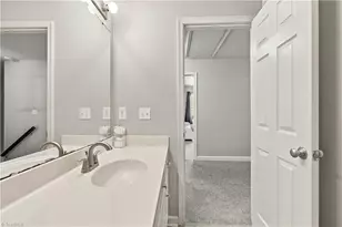 6215 High View Rd, Greensboro, NC 27410 - Photo 27
