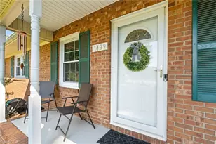 1429 Oak Ridge Rd, Kernersville, NC 27284 - Photo 3