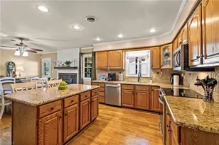 1429 Oak Ridge Rd, Kernersville, NC 27284 - Photo 9