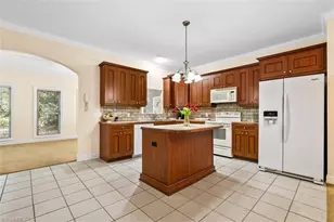 21 Annalisa Dr, Greensboro, NC 27455 - Photo 15