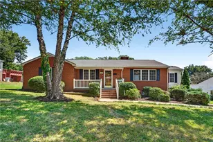 1027 Shamrock Rd, Asheboro, NC 27203 - Photo 1