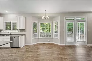 5909 Weston Dr, Greensboro, NC 27407 - Photo 9