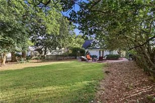 212 Country Club Dr, Greensboro, NC 27408 - Photo 39