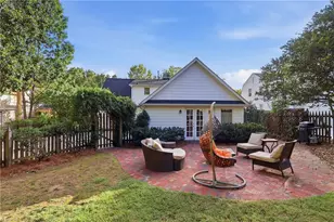 212 Country Club Dr, Greensboro, NC 27408 - Photo 5