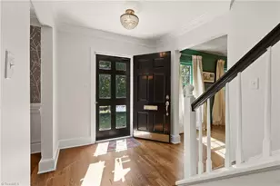 212 Country Club Dr, Greensboro, NC 27408 - Photo 9