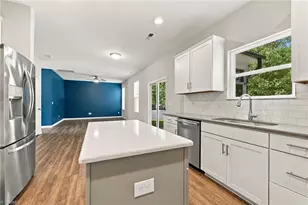 236 Colonnade Dr, Elon, NC 27244 - Photo 5