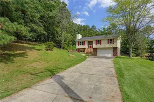 422 Cypress Dr, Reidsville, NC 27320 - Photo 7