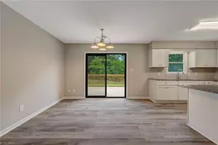 422 Cypress Dr, Reidsville, NC 27320 - Photo 11