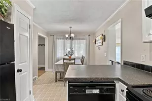 404 Poplar Cir, Yadkinville, NC 27055 - Photo 13