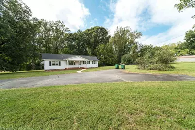 730 Walkertown Guthrie Road, Walkertown, NC 27107 - Photo 3