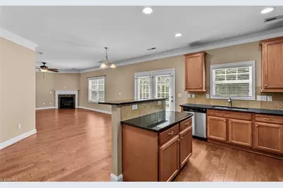 289 Water Lily Circle, Winston-Salem, NC 27107 - Photo 17