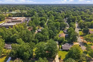 1409 Rockwood Ave, Burlington, NC 27215 - Photo 29