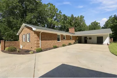 1409 Rockwood Avenue, Burlington, NC 27215 - Photo 27