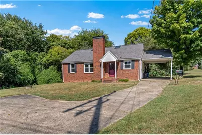 5035 Shattalon Drive, Winston-Salem, NC 27106 - Photo 3
