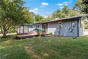 2816 Vanhoy Rd, Yadkinville, NC 27055 - Photo 31