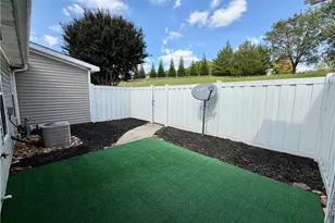 2418 Wynbrook Square Ct, Winston-Salem, NC 27103 - Photo 25