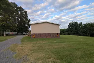 3393 Fulton Rd, Asheboro, NC 27205 - Photo 5