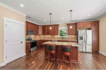 140 Admirals Court, Lexington, NC 27292 - Photo 11