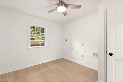 4816 Welwyn Road, Winston-Salem, NC 27104 - Photo 23